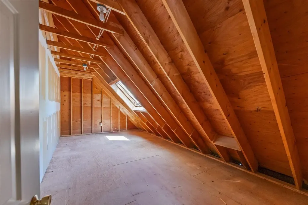 24 West Ridge Drive Peterborough NH 03458