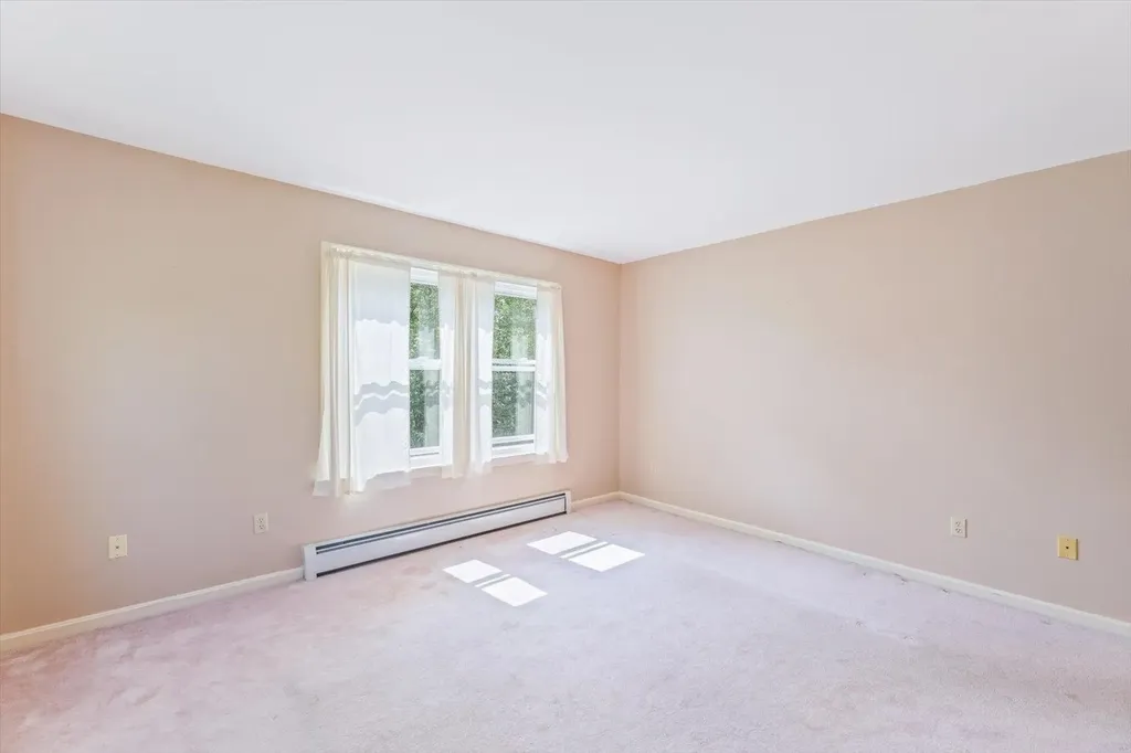 24 West Ridge Drive Peterborough NH 03458