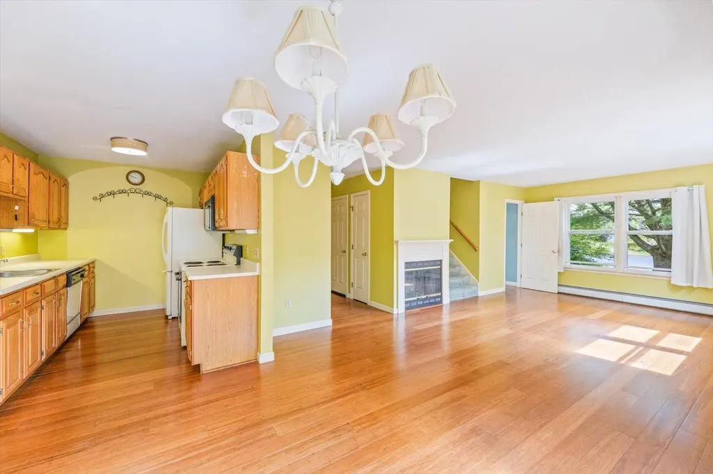 24 West Ridge Drive Peterborough NH 03458