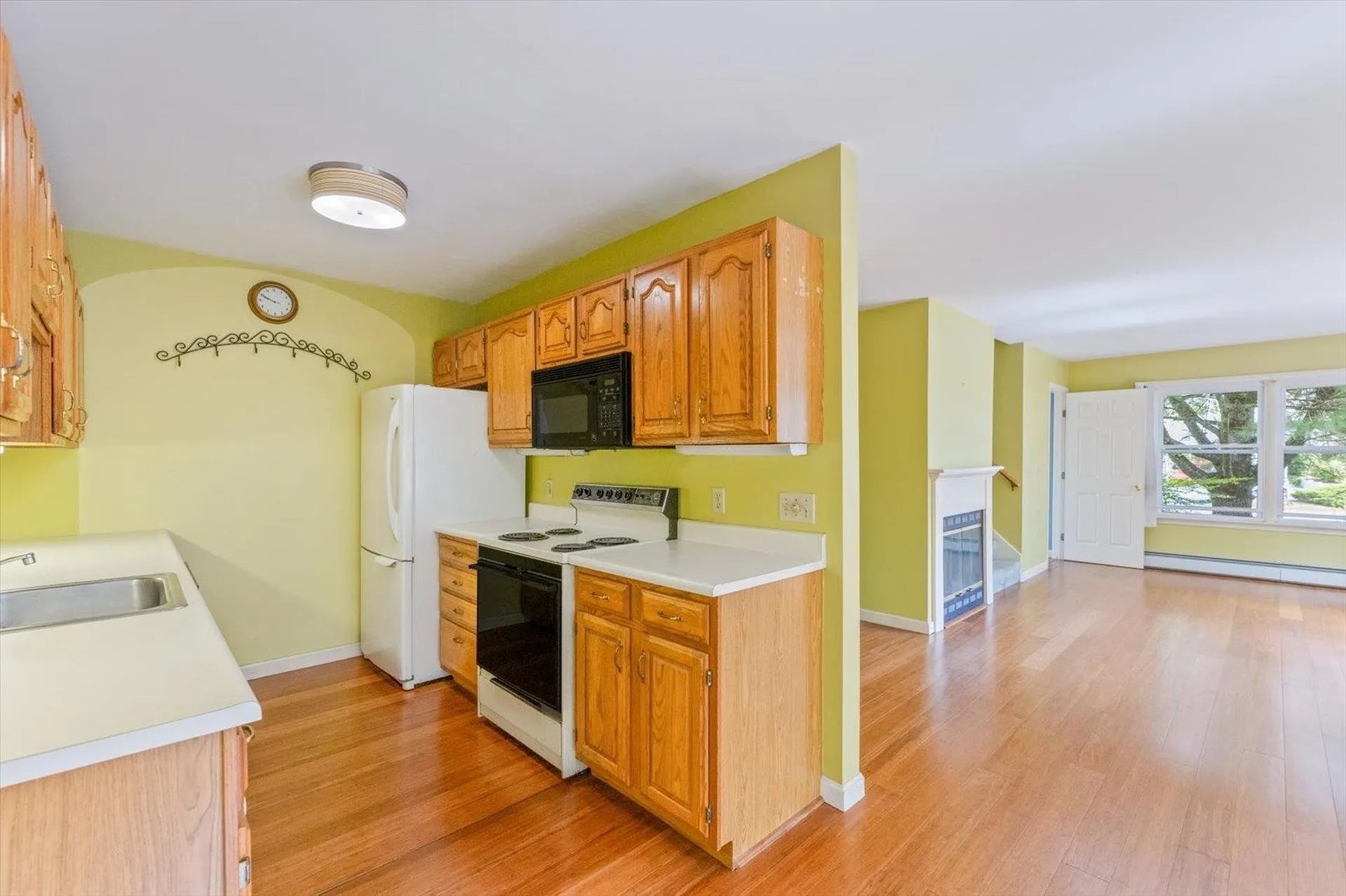 24 West Ridge Drive Peterborough NH 03458