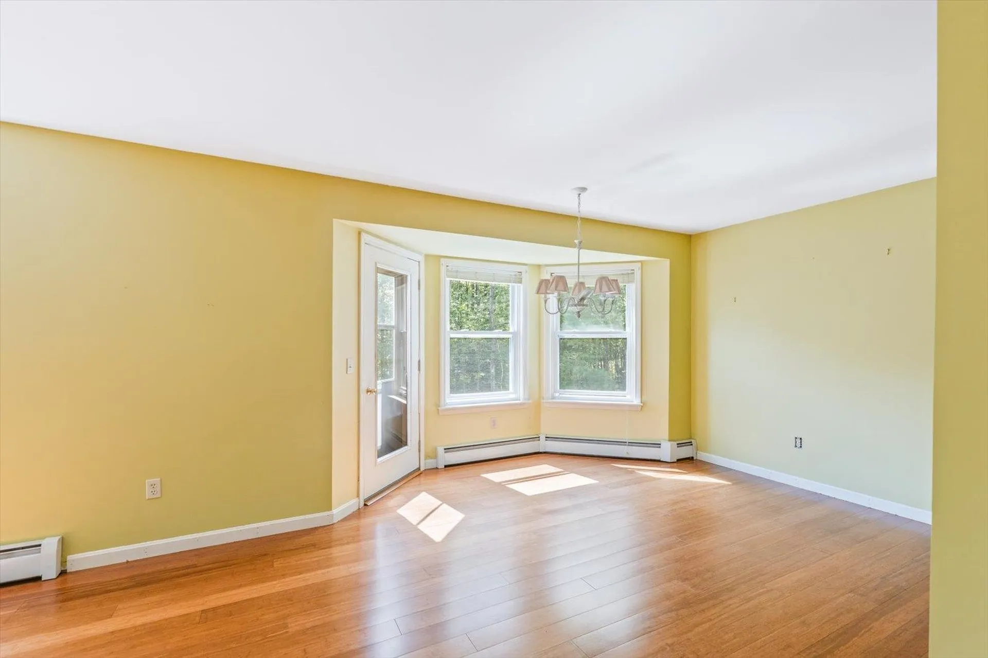 24 West Ridge Drive Peterborough NH 03458