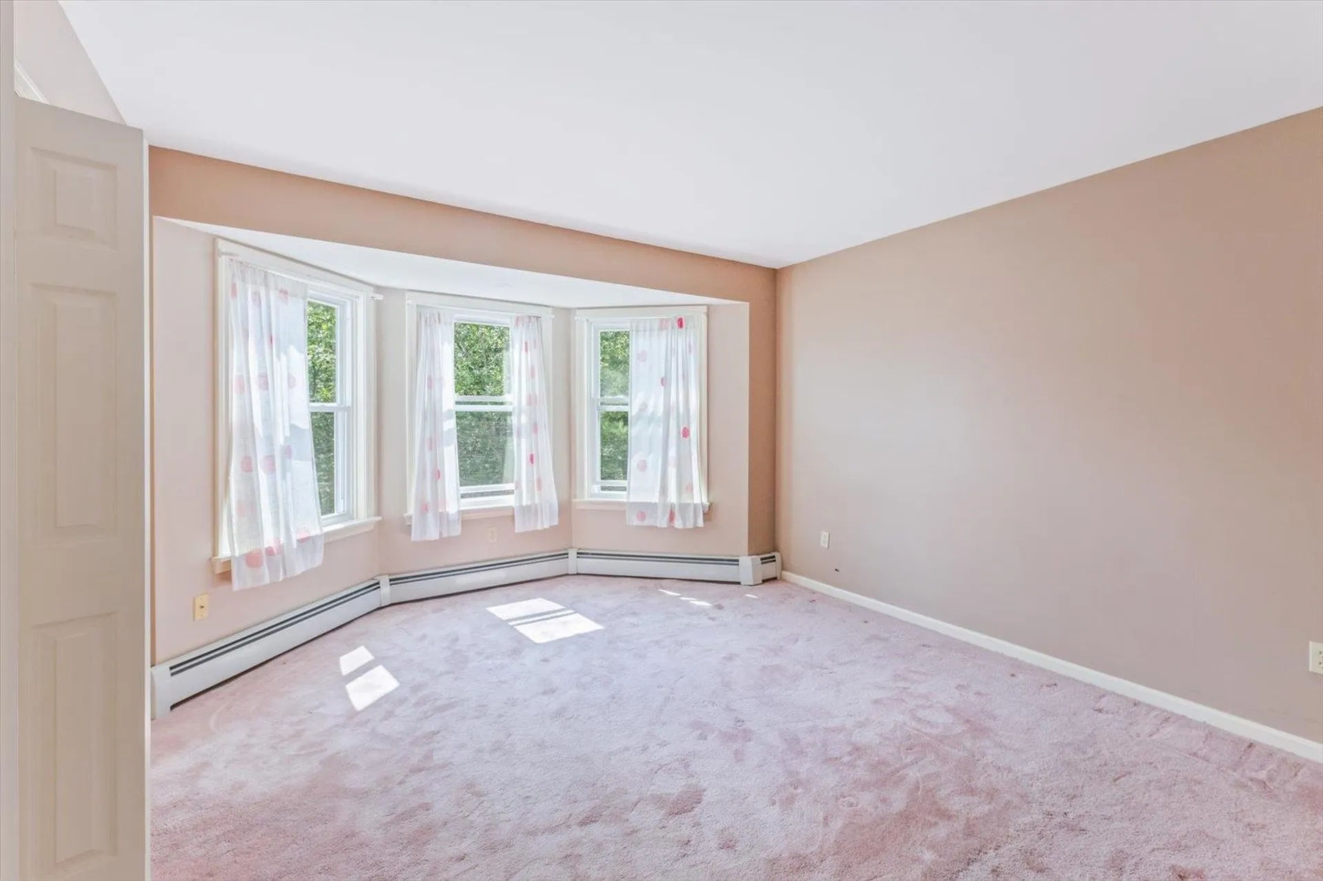 24 West Ridge Drive Peterborough NH 03458