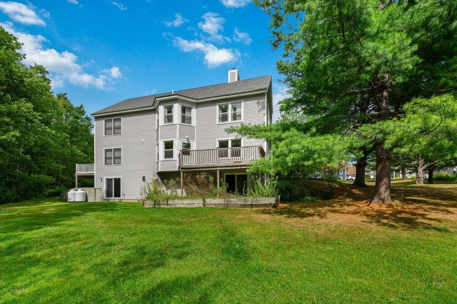24 West Ridge Drive Peterborough NH 03458