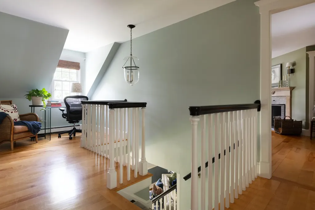 8 Old Seabury Road York ME 03909