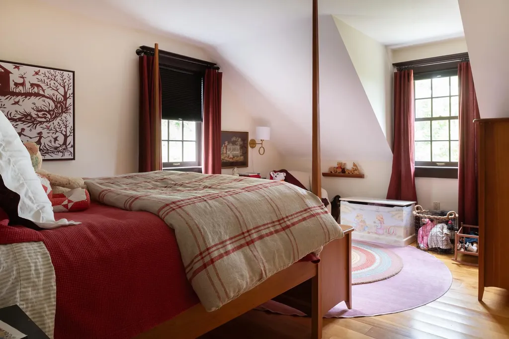 8 Old Seabury Road York ME 03909