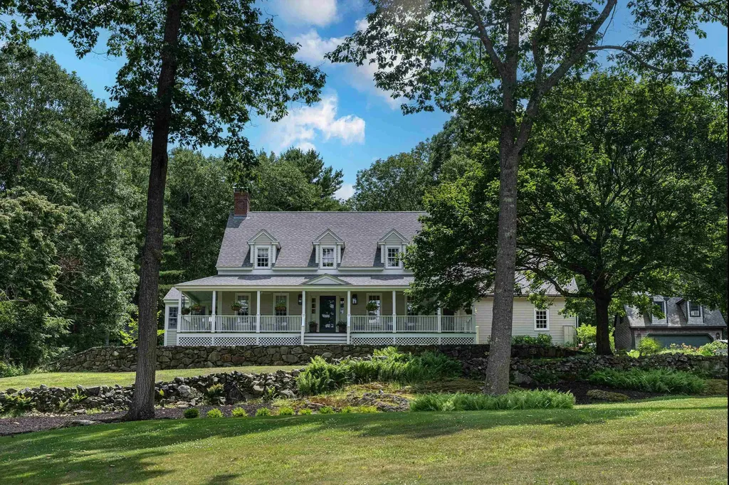 8 Old Seabury Road York ME 03909