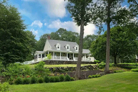 8 Old Seabury Road York ME 03909