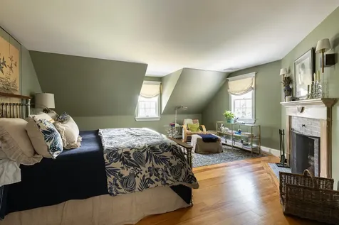 8 Old Seabury Road York ME 03909