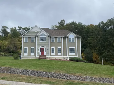 54 James Way Hudson NH 03051