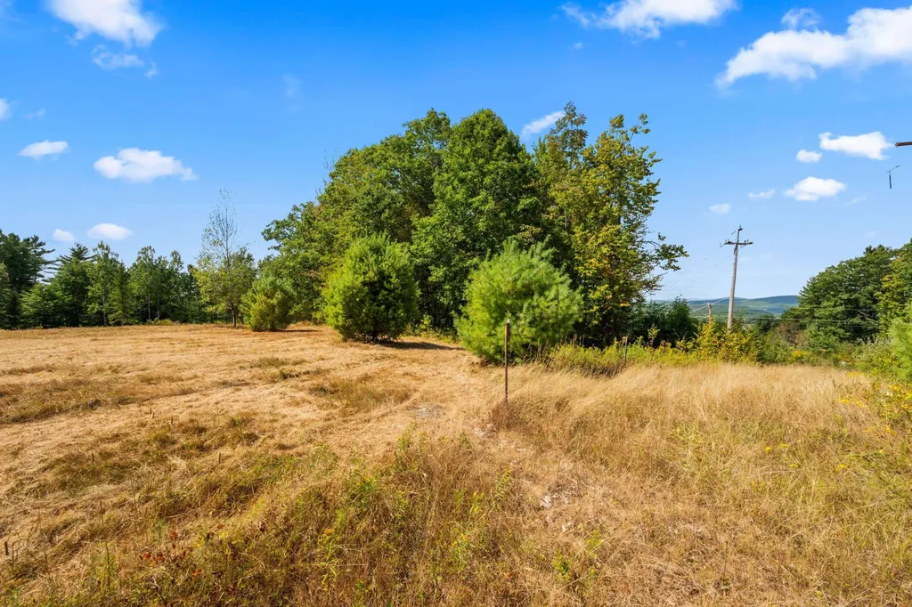 74-44 Slate Ledge Road Littleton NH 03561