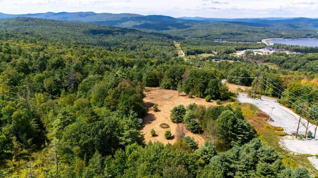 74-44 Slate Ledge Road Littleton NH 03561