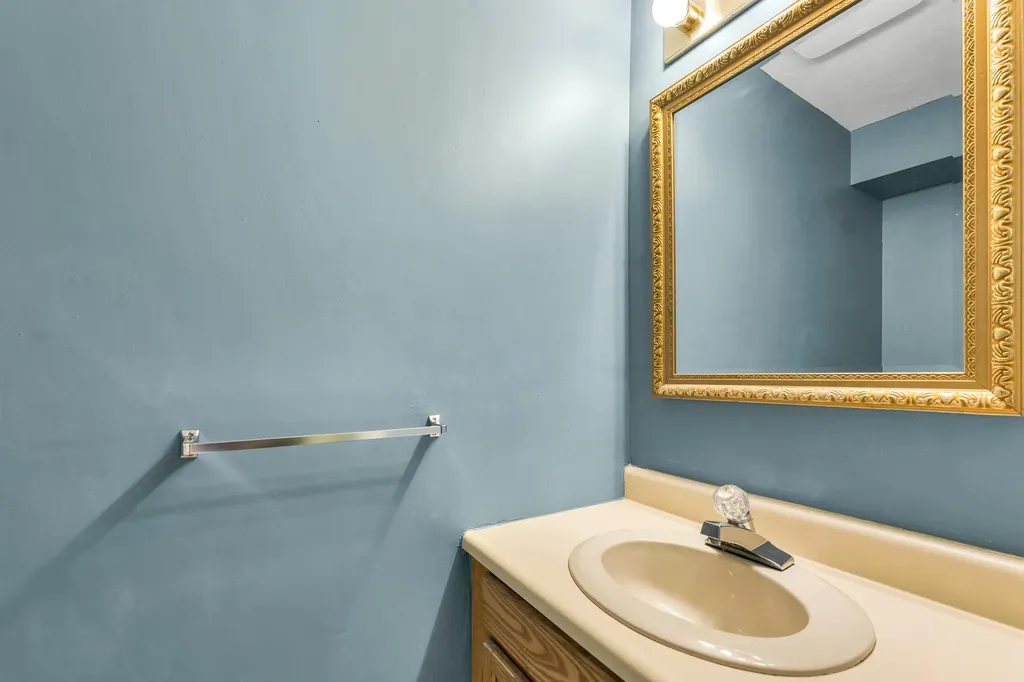 112 Weston Road Manchester NH 03103