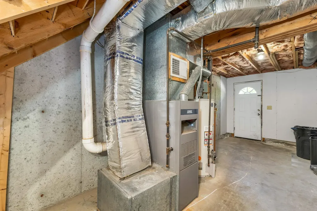 112 Weston Road Manchester NH 03103