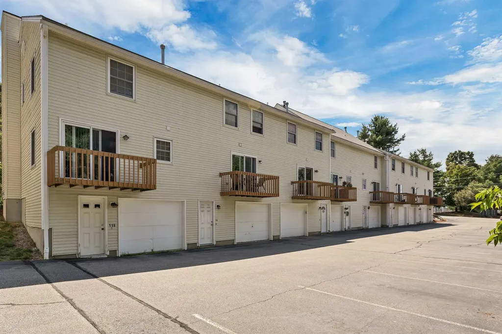 112 Weston Road Manchester NH 03103