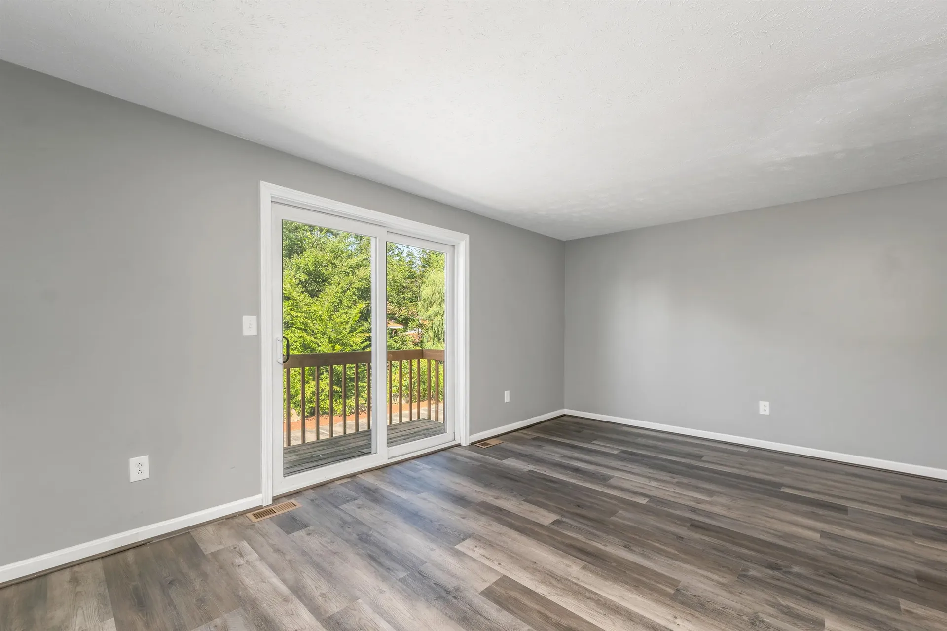 112 Weston Road Manchester NH 03103