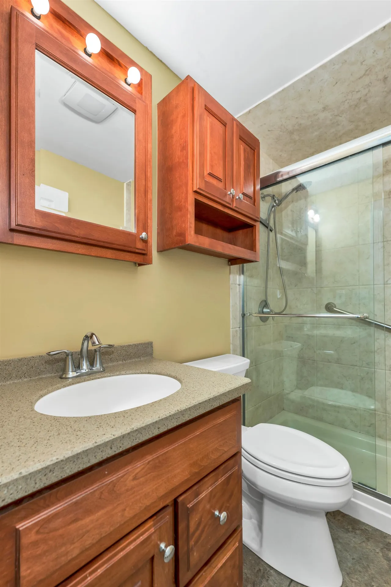 112 Weston Road Manchester NH 03103