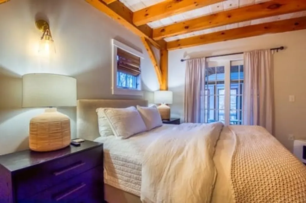 24 Dew Point Lane Center Harbor NH 03226