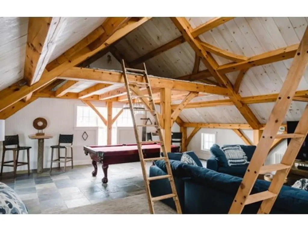 24 Dew Point Lane Center Harbor NH 03226