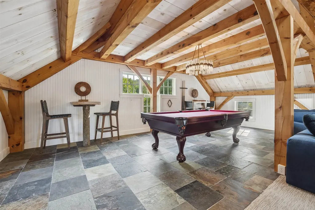 24 Dew Point Lane Center Harbor NH 03226