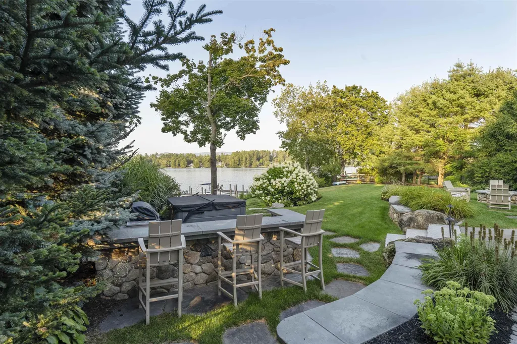 24 Dew Point Lane Center Harbor NH 03226