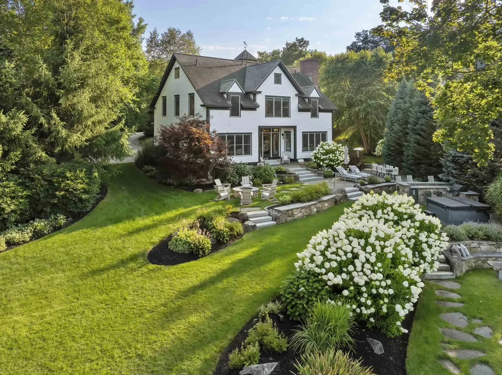 24 Dew Point Lane Center Harbor NH 03226