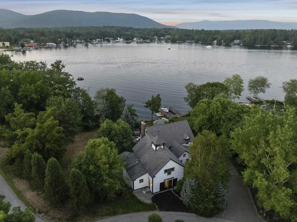 24 Dew Point Lane Center Harbor NH 03226