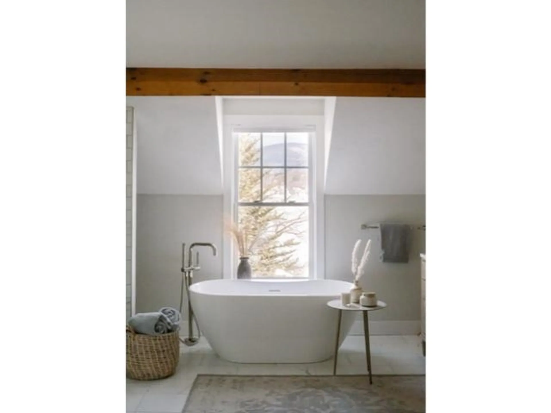 24 Dew Point Lane Center Harbor NH 03226