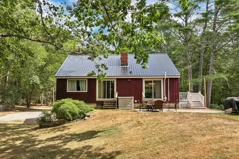 106 Smoke Street Nottingham NH 03290