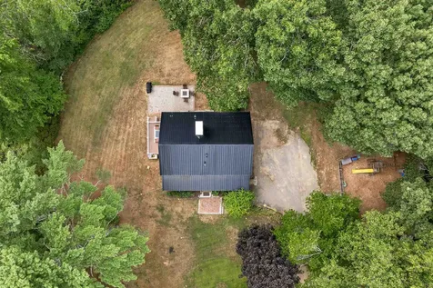 106 Smoke Street Nottingham NH 03290