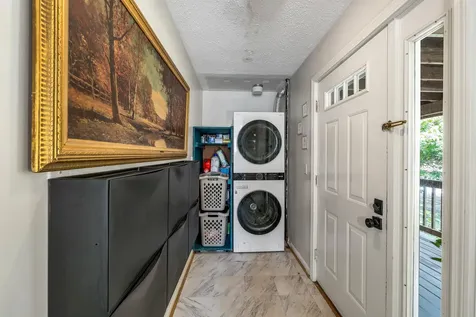 106 Smoke Street Nottingham NH 03290