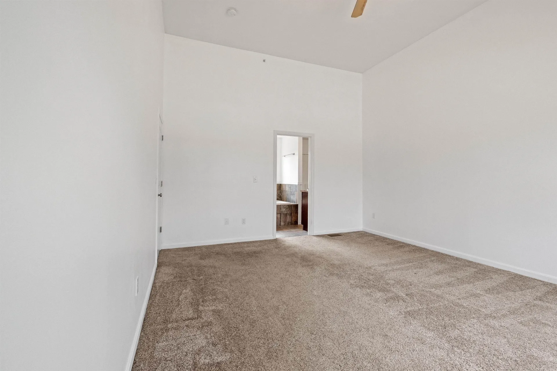 62 Hilbren Road Weare NH 03281