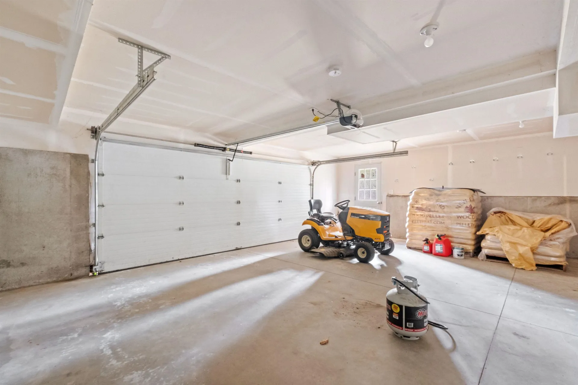 62 Hilbren Road Weare NH 03281