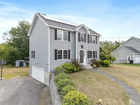 62 Hilbren Road Weare NH 03281