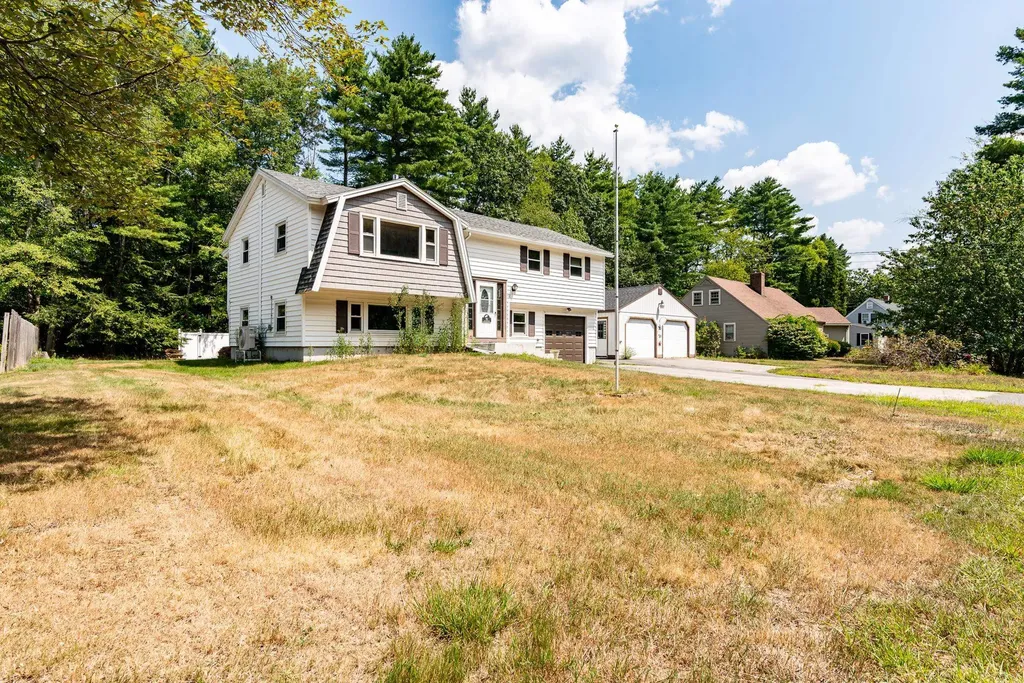 92 Old Dover Road Rochester NH 03867