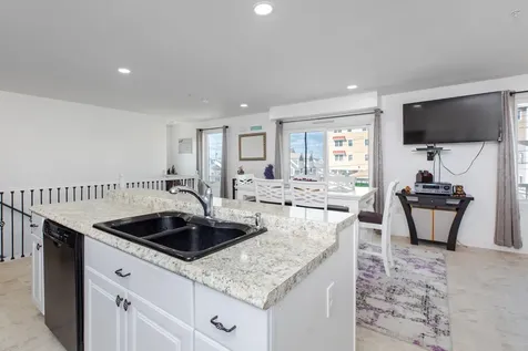 3 Perkins Avenue Hampton NH 03842