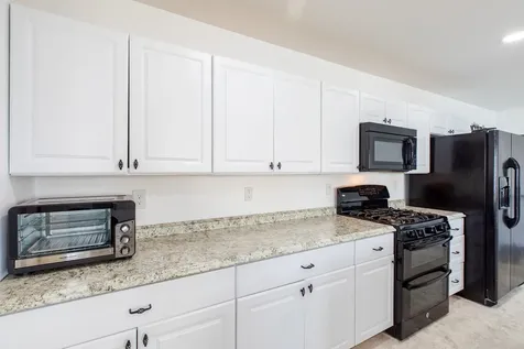 3 Perkins Avenue Hampton NH 03842