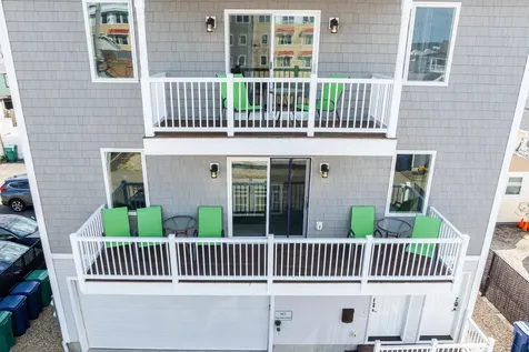 3 Perkins Avenue Hampton NH 03842