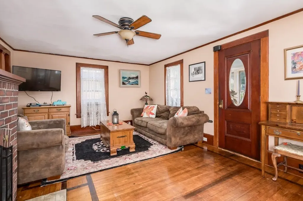 53 Winter Street Exeter NH 03833