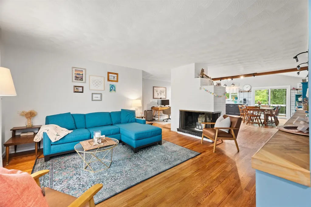 20 Bourn Avenue Hampton NH 03842