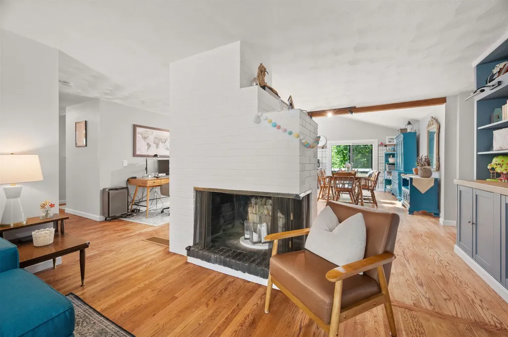 20 Bourn Avenue Hampton NH 03842