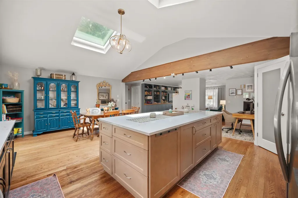 20 Bourn Avenue Hampton NH 03842