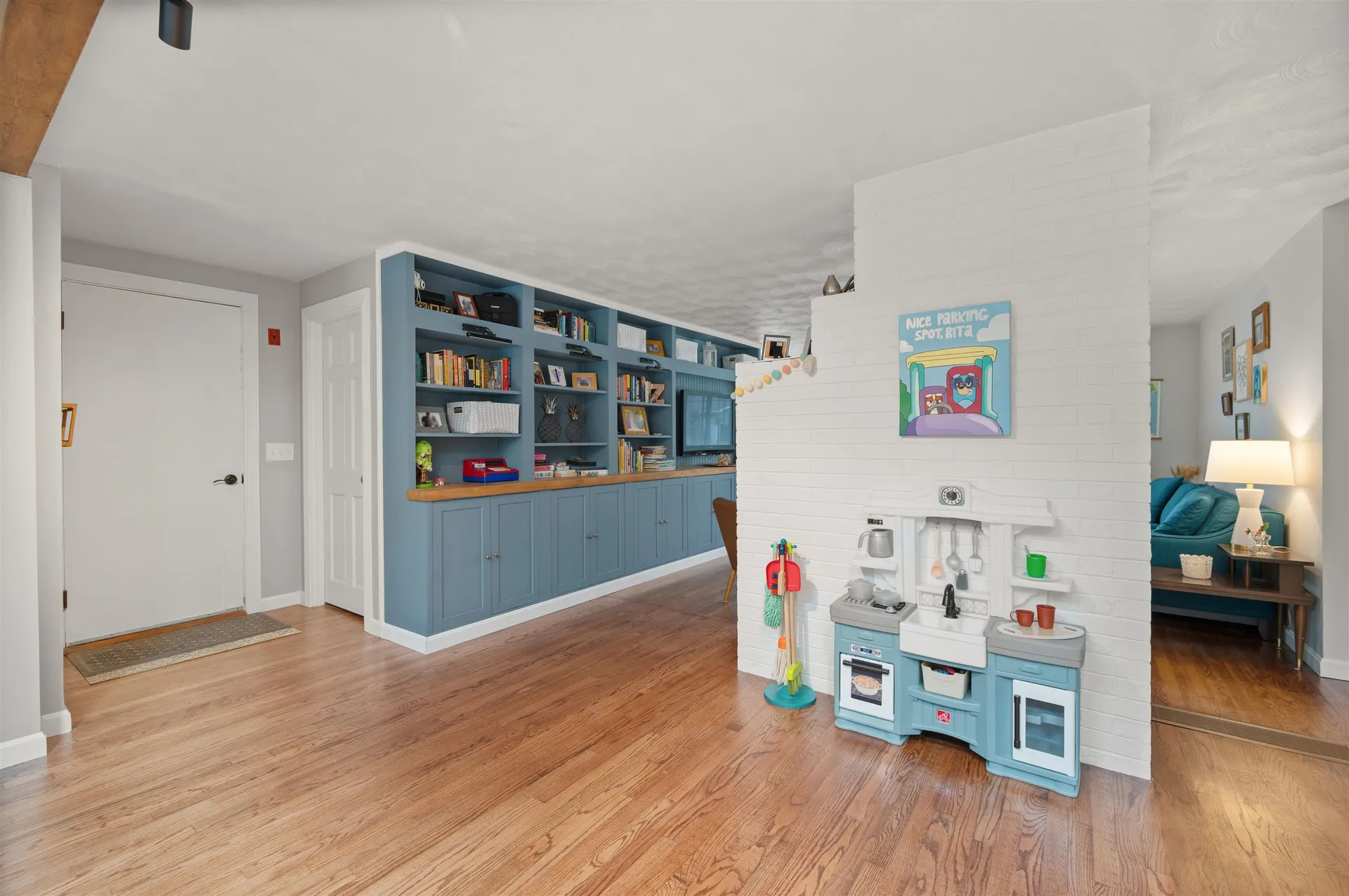 20 Bourn Avenue Hampton NH 03842