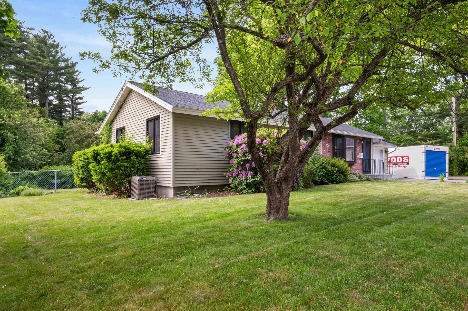 20 Bourn Avenue Hampton NH 03842
