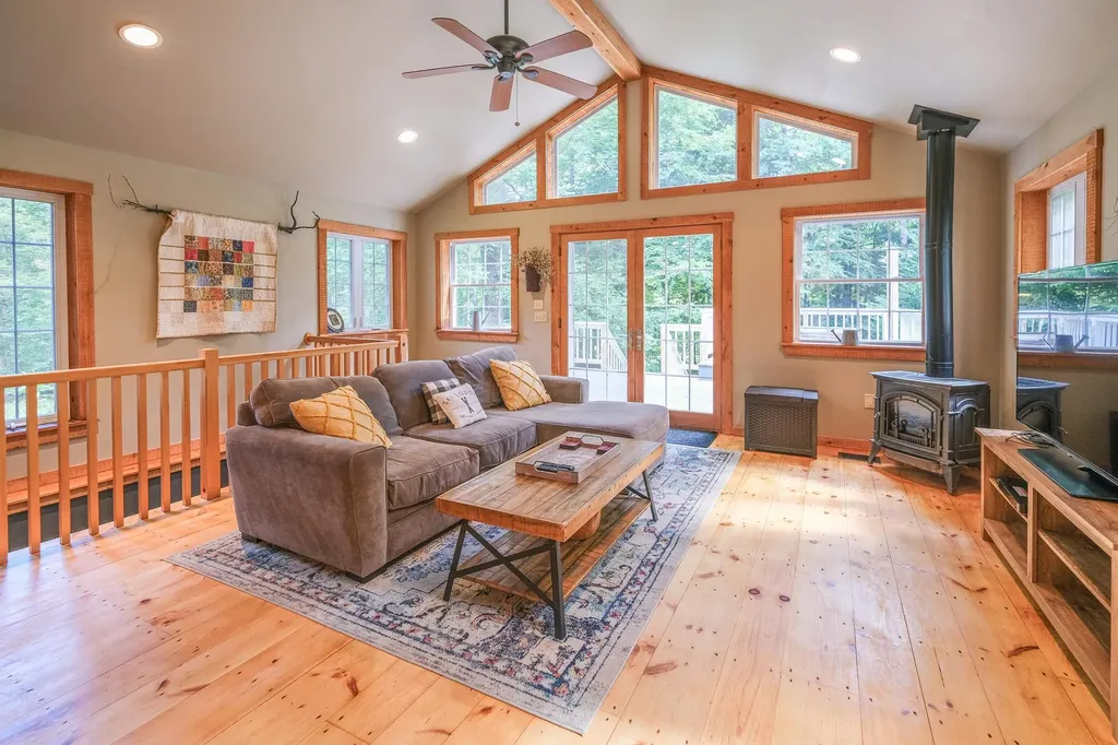 615 Old County Road Cavendish VT 05142