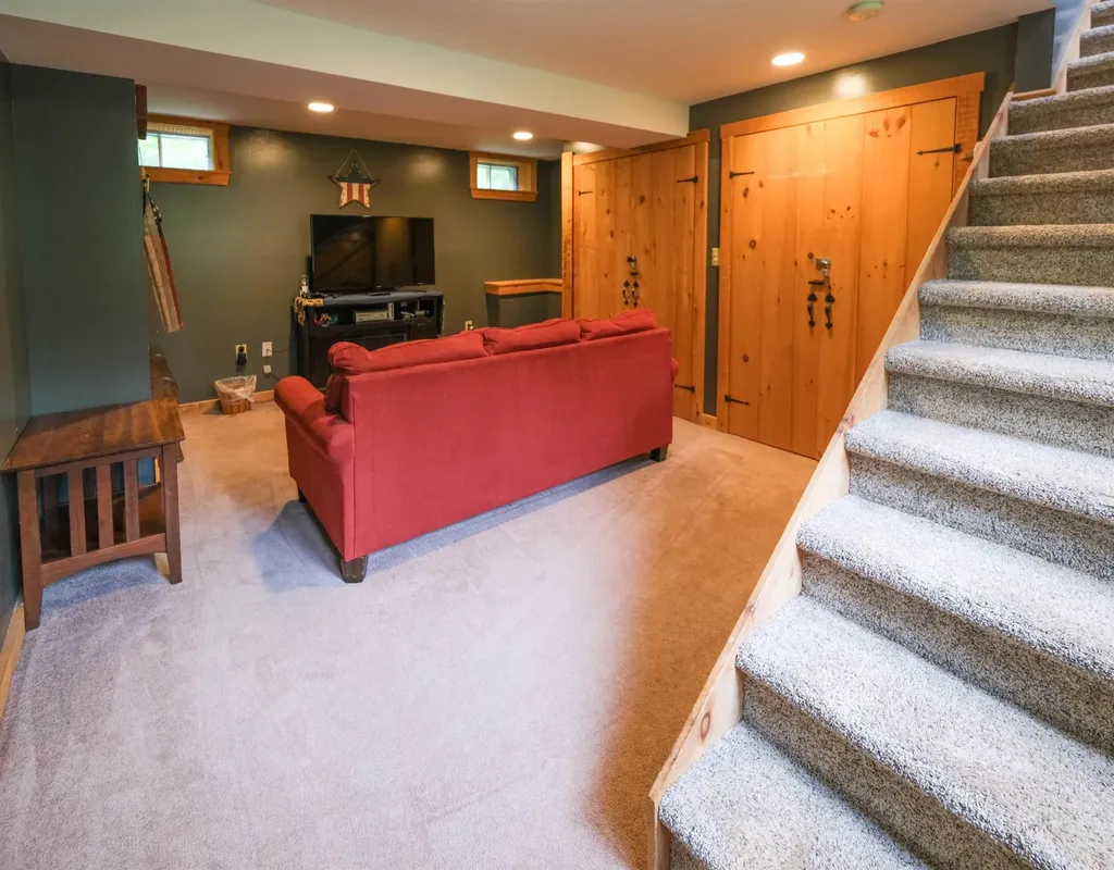 615 Old County Road Cavendish VT 05142