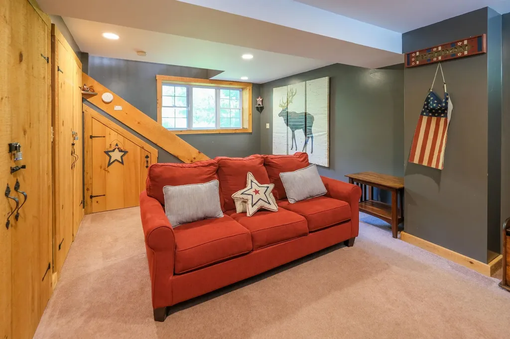 615 Old County Road Cavendish VT 05142