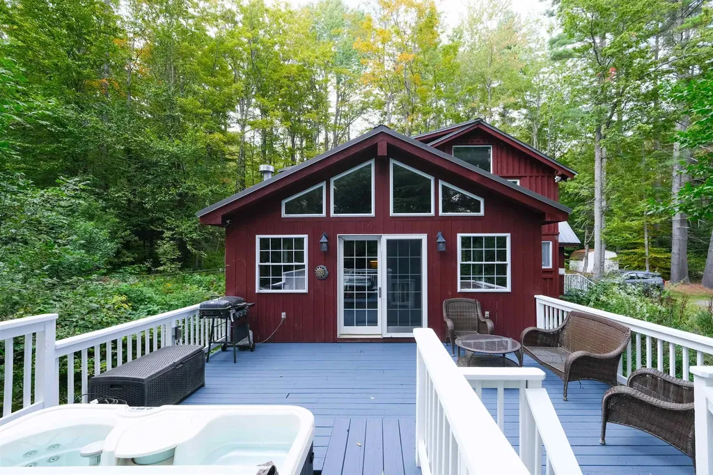 615 Old County Road Cavendish VT 05142