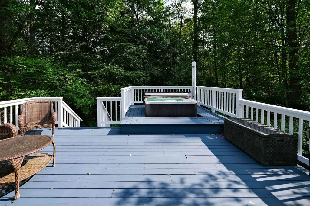 615 Old County Road Cavendish VT 05142