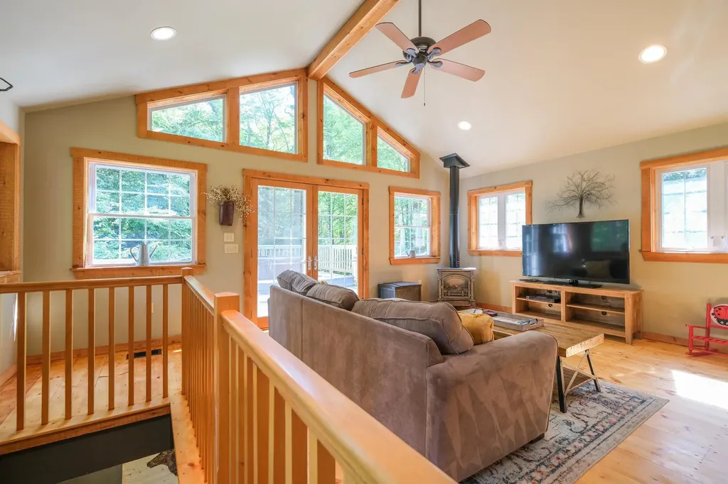 615 Old County Road Cavendish VT 05142