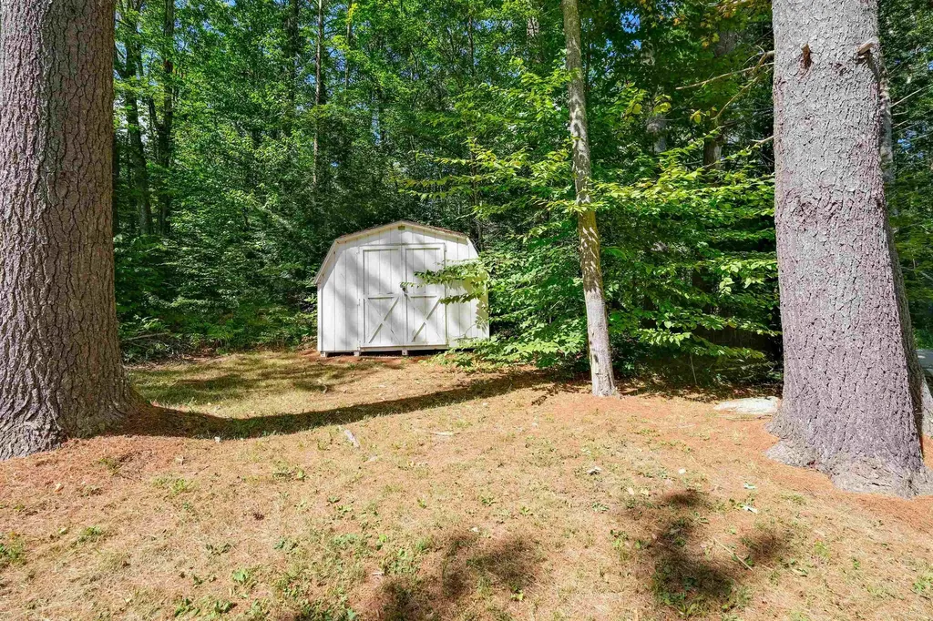 615 Old County Road Cavendish VT 05142